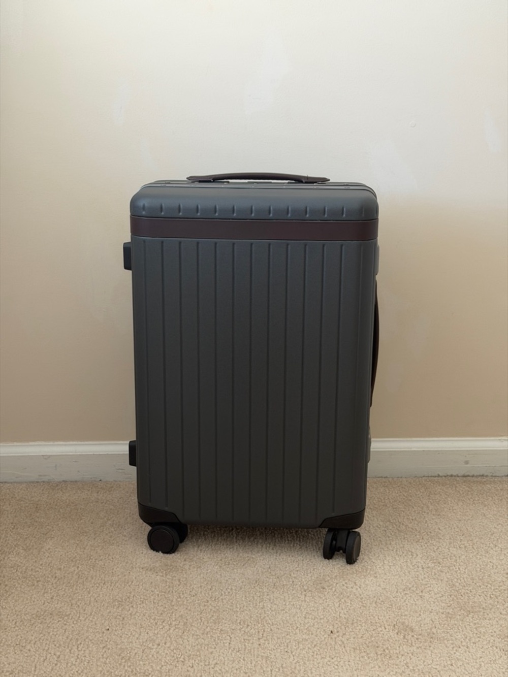 Carl friedrik Hybrid The Carry-on luggage - Picture 2 of 6